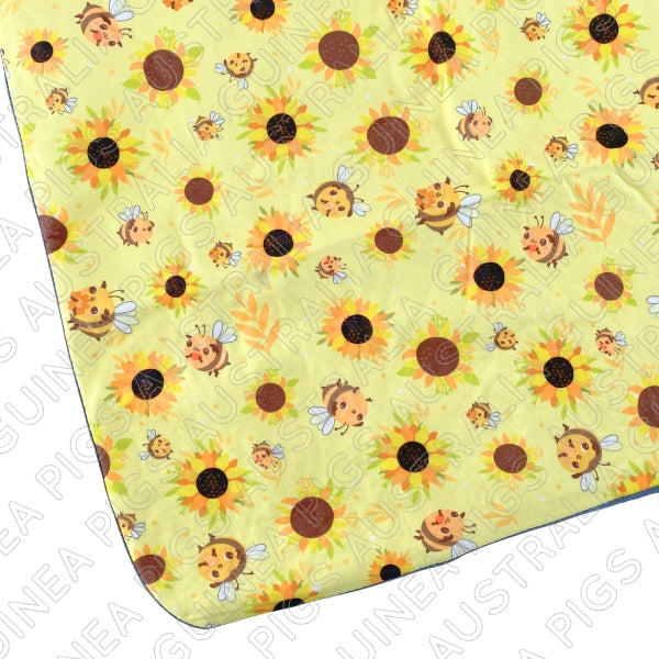 Bee-utiful Sunflowers Fleece Liner for C&C Ozzy Cages